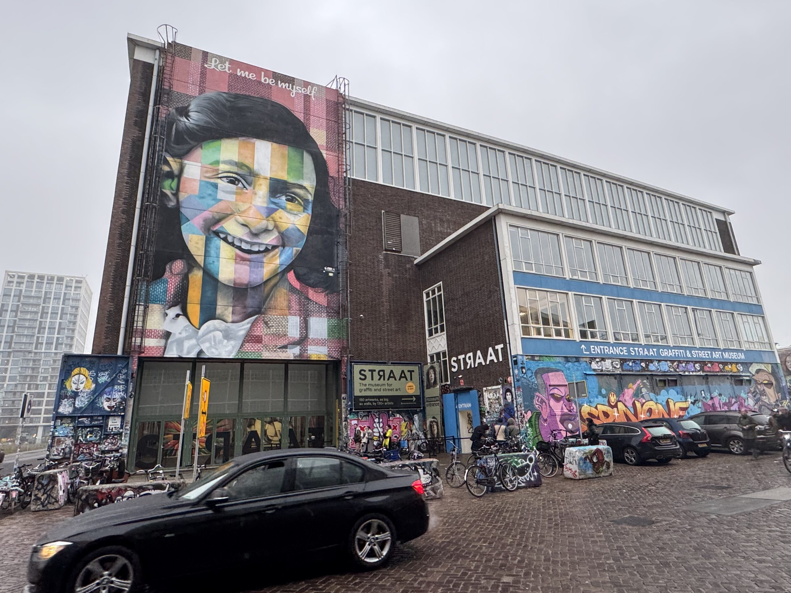 Anne Frank graffiti picture on the Straat building in Noord